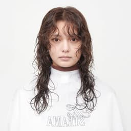 コントラストで遊ぶ「LONG ✕ PERM」-44