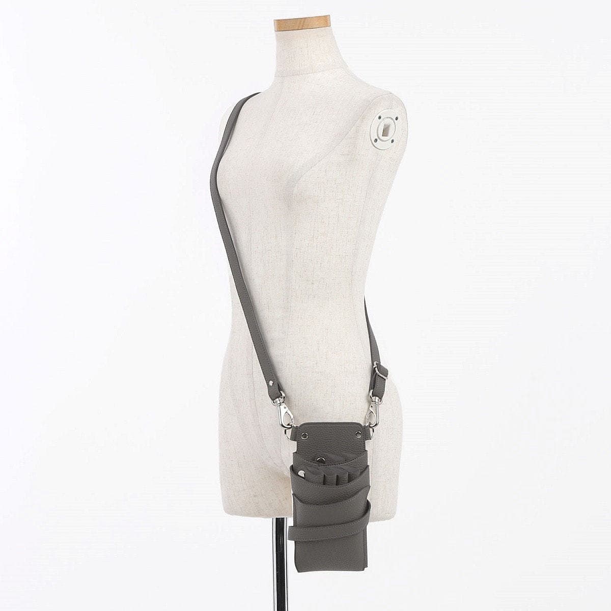 DEEDS シエーナ グレー(シボ加工) シルバー金具　no,424 3