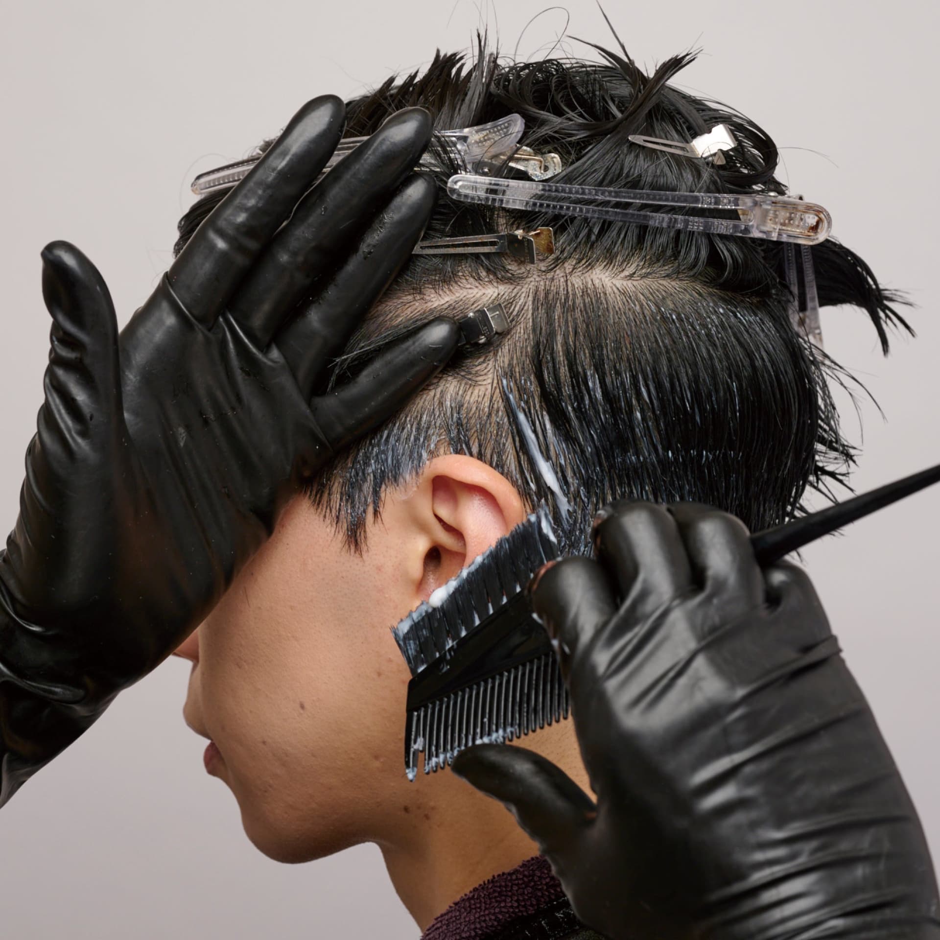 韓国風ヘアの必須テク 「ダウンパーマ」使いこなしガイド24